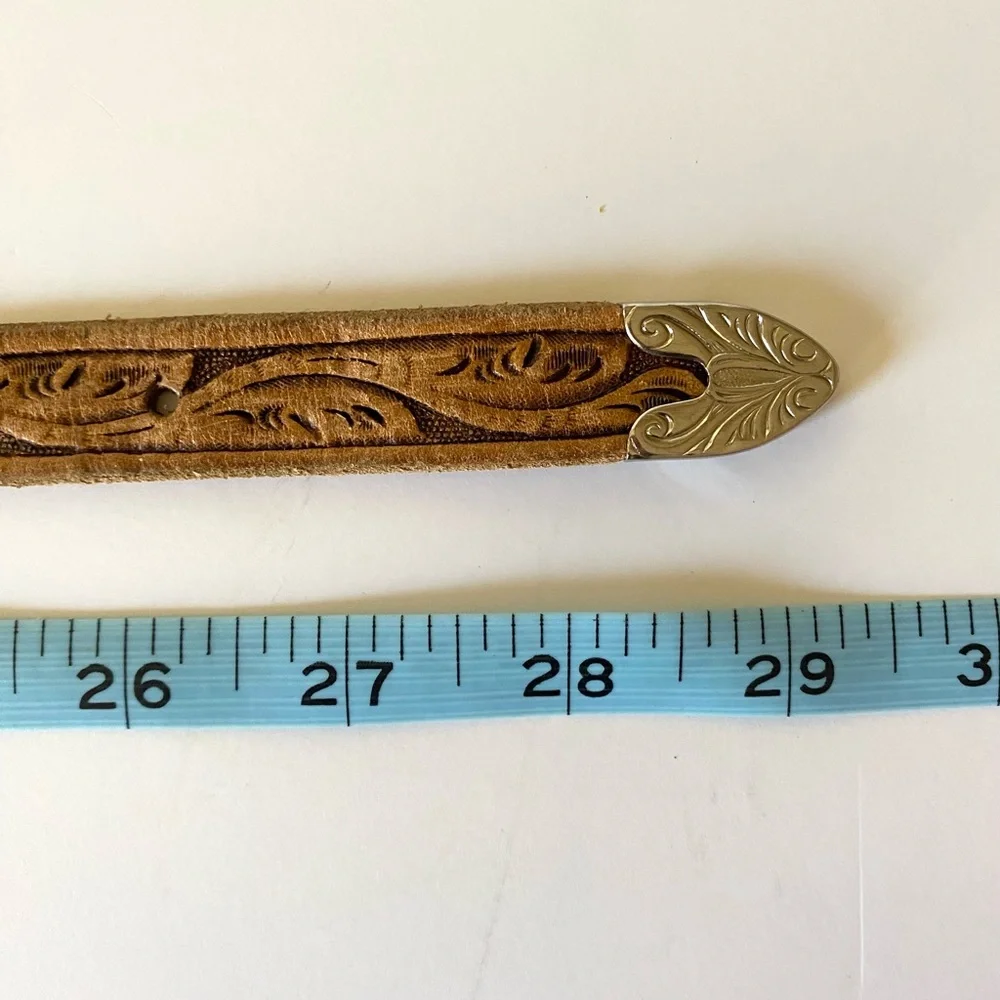 Merrit’s Leather cowboy western boys belt 26